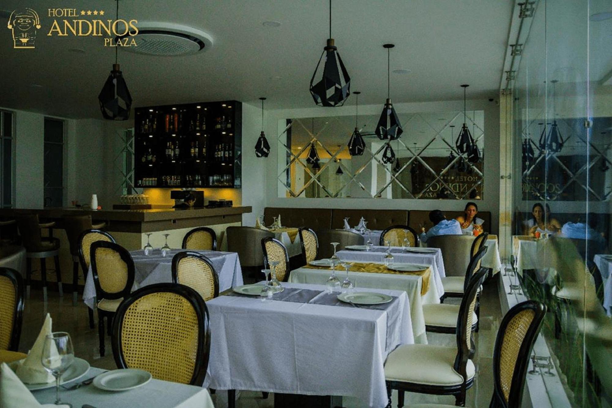 Hotel Andinos Plaza Florencia Florencia  Exterior photo